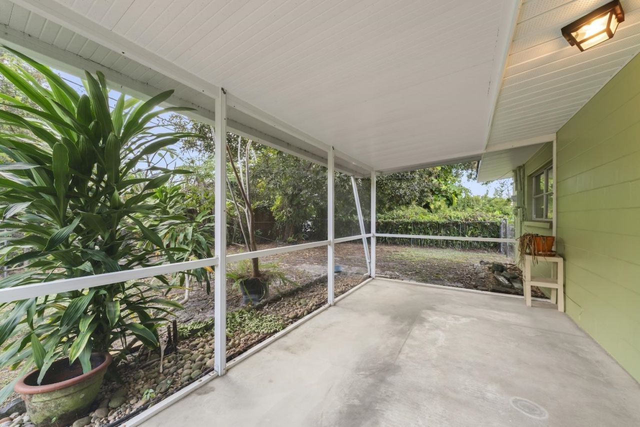 2285 Sunrise Blvd, Fort Myers, FL 33907 Photo