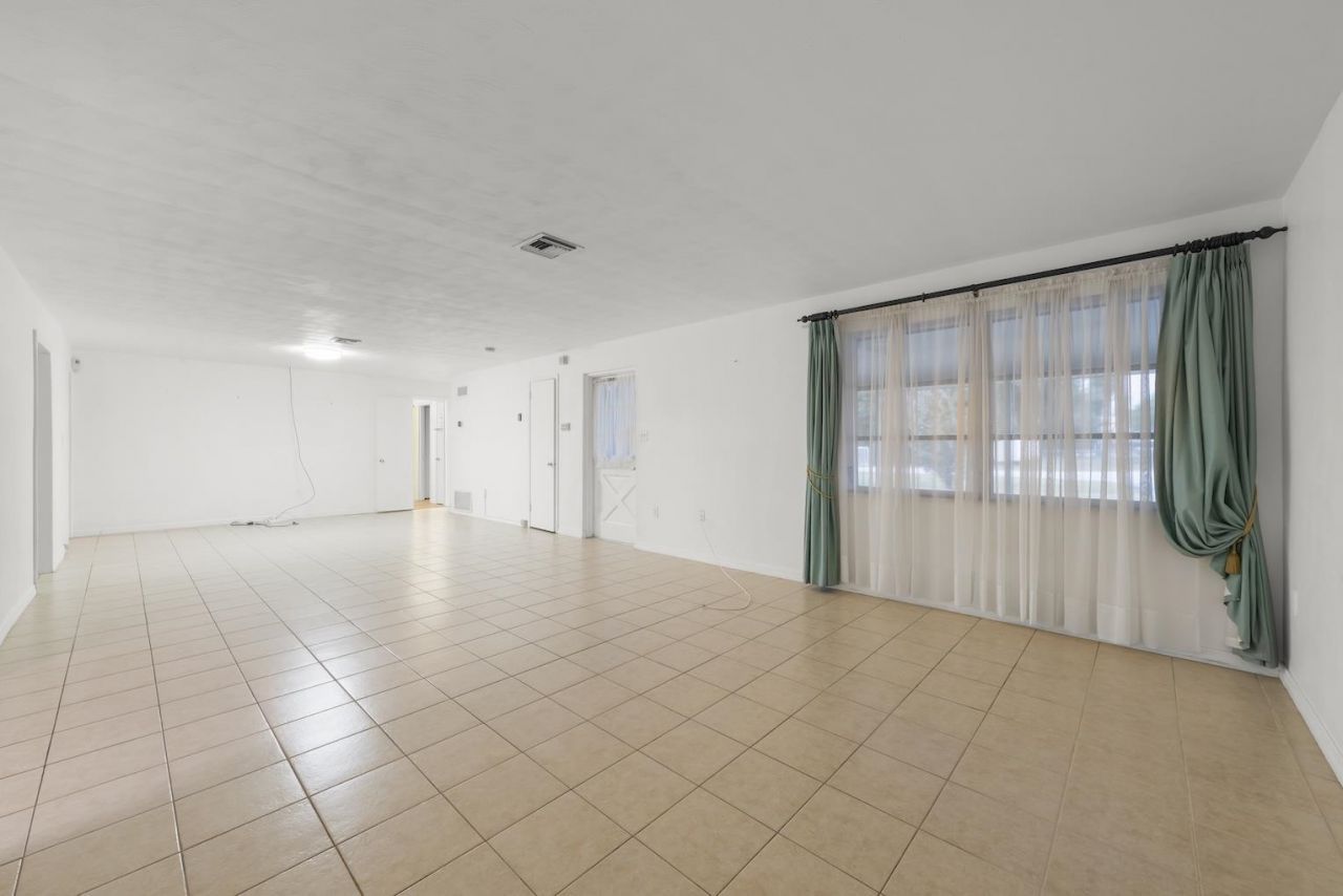 2285 Sunrise Blvd, Fort Myers, FL 33907 Photo