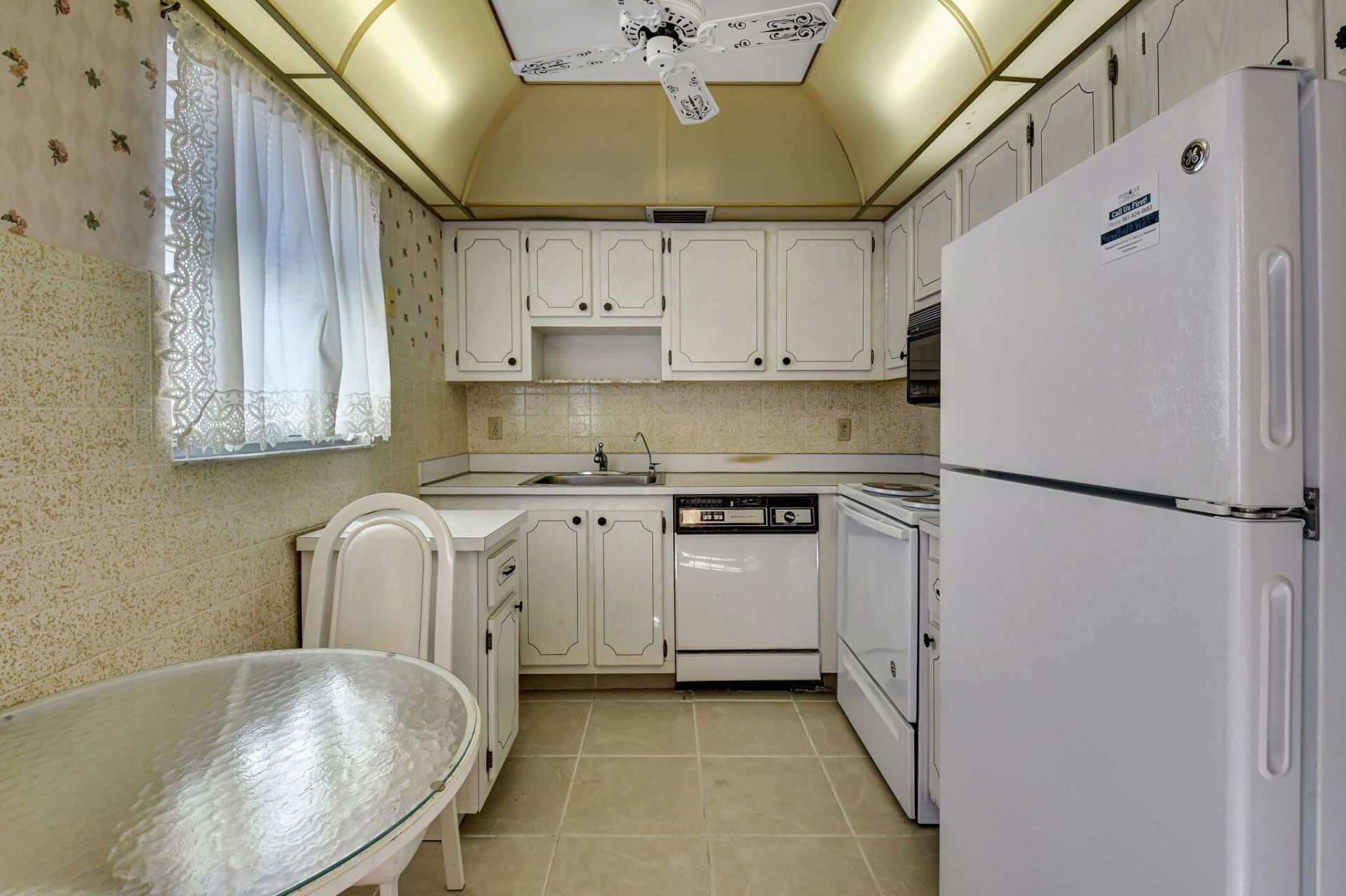 325 Saxony G, Delray Beach, FL 33446 Photo