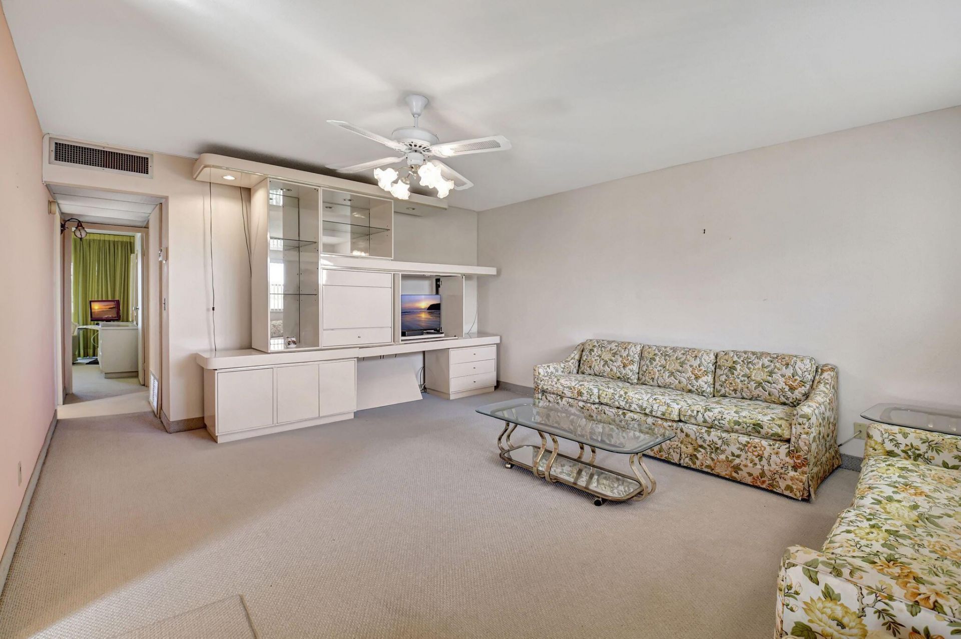 325 Saxony G, Delray Beach, FL 33446 Photo