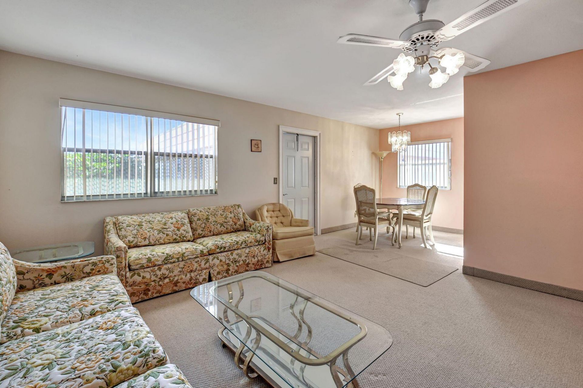 325 Saxony G, Delray Beach, FL 33446 Photo