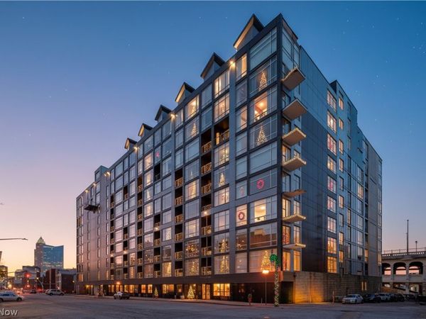 2222 Detroit Road, Unit 304, Cleveland, OH 44113