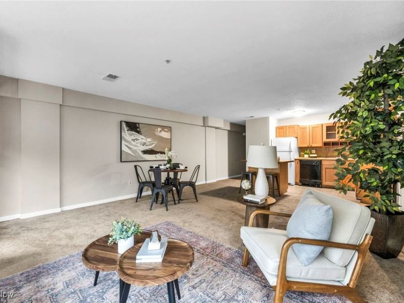 2222 Detroit Road, Unit 304, Cleveland, OH 44113 Photo 10