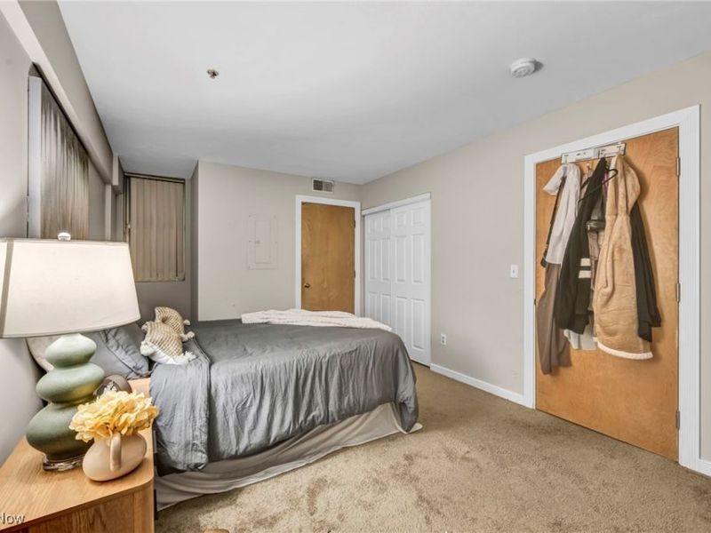 2222 Detroit Road, Unit 304, Cleveland, OH 44113 Photo 22