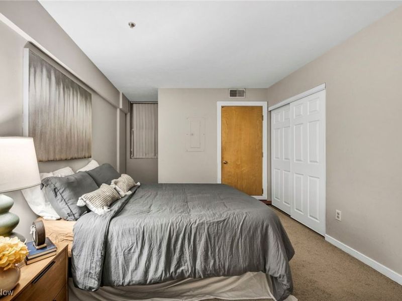 2222 Detroit Road, Unit 304, Cleveland, OH 44113 Photo 25