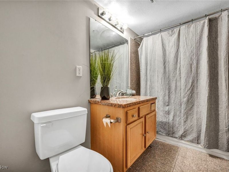 2222 Detroit Road, Unit 304, Cleveland, OH 44113 Photo 29