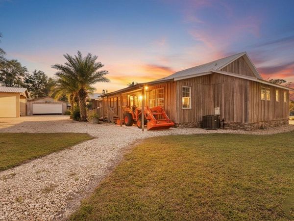 218 SE THIRTEENTH Street, Steinhatchee, FL 32359