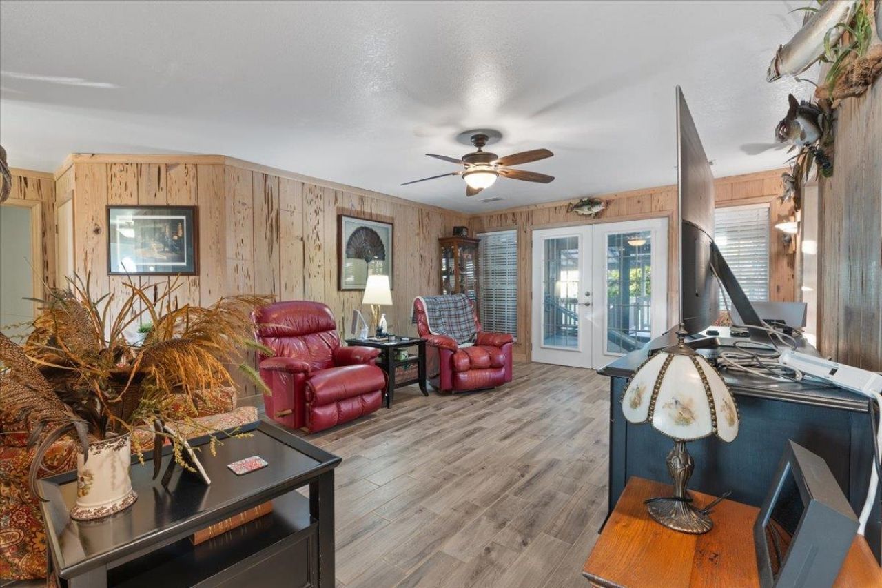 218 SE Thirteenth Street, Steinhatchee, FL 32359 Photo