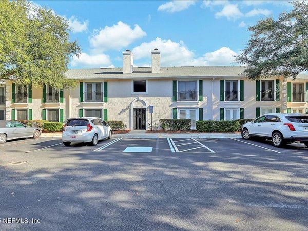 13715 RICHMOND PARK Drive N, Unit 507, Jacksonville, FL 32224