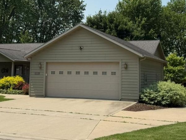 1107 Freeman Street, Charles City, IA 50616