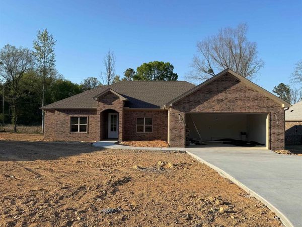 130 Petronia, Hot Springs, AR 71913