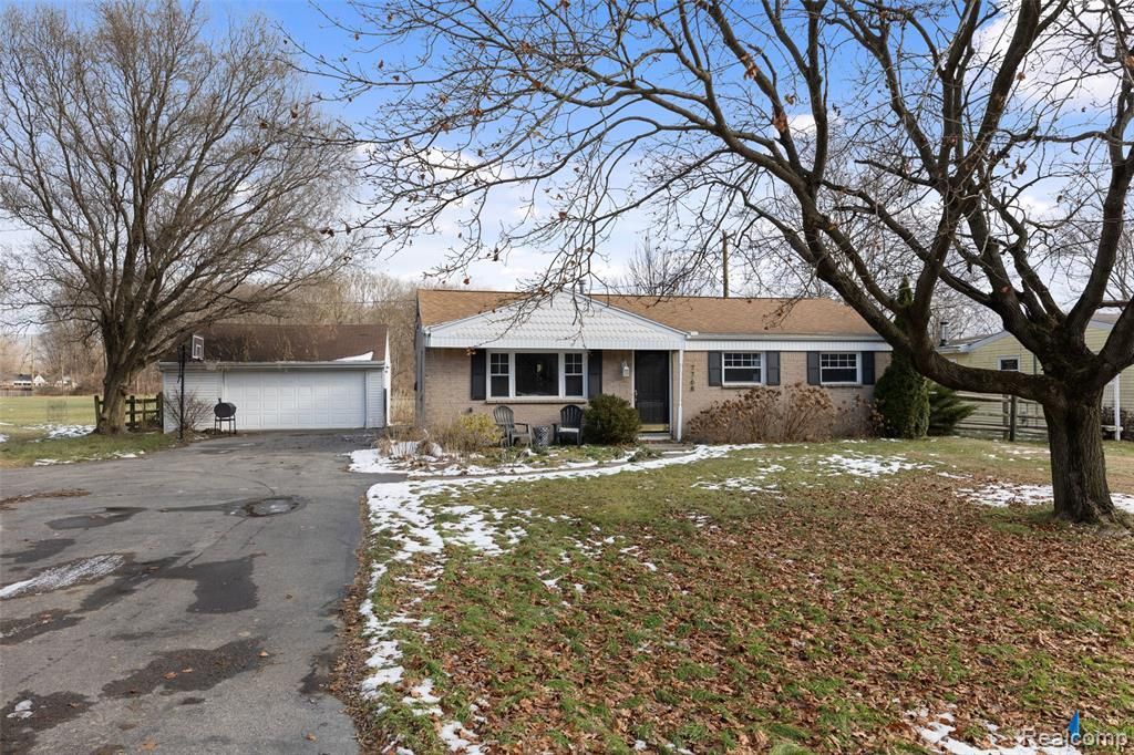 7768 Jackman Road, Bedford Township, MI 48182 Main Photo