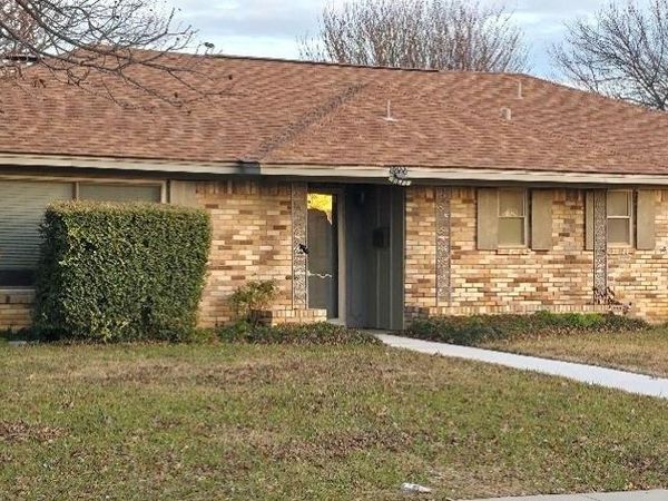 1222 14th Street NW, Grand Prairie, TX 75050