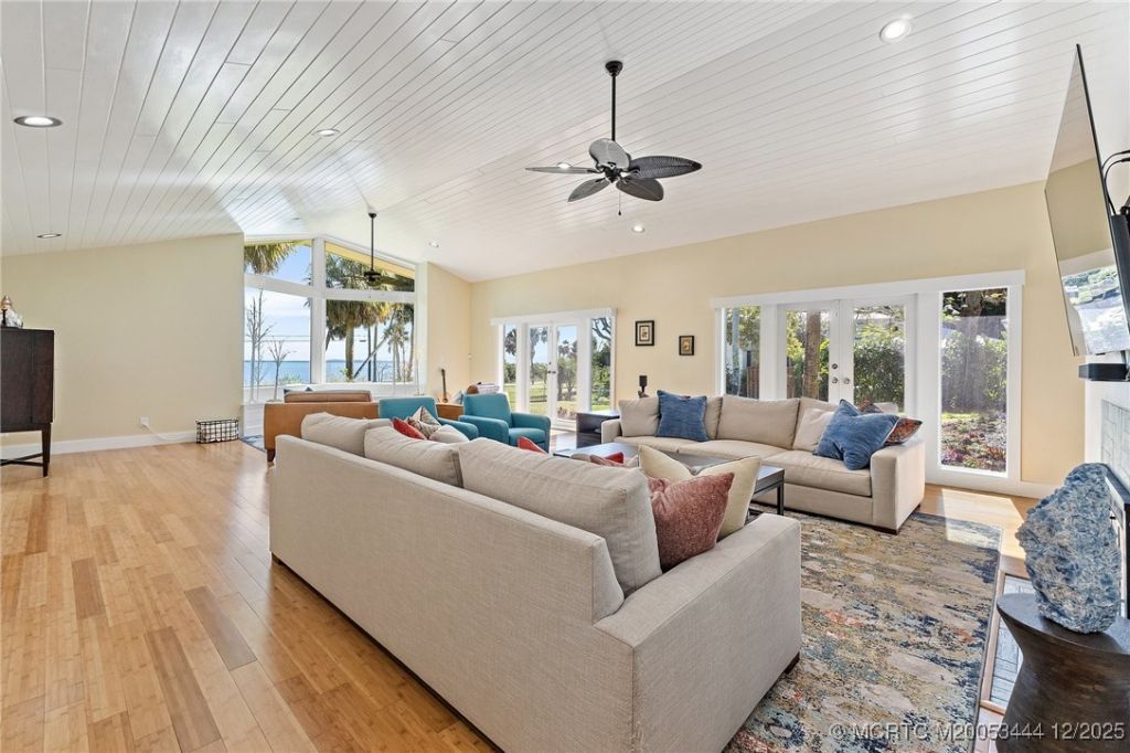 2315 S Indian River Drive, Fort Pierce, FL 34950 Photo
