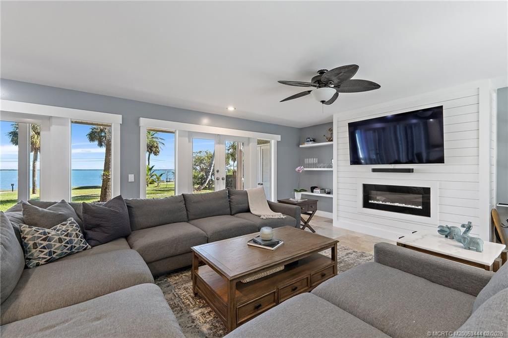 2315 S Indian River Drive, Fort Pierce, FL 34950 Photo