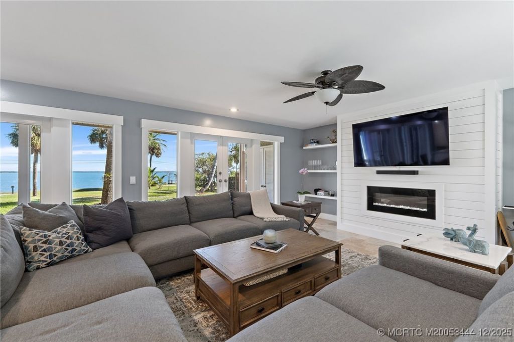 2315 S Indian River Drive, Fort Pierce, FL 34950 Photo