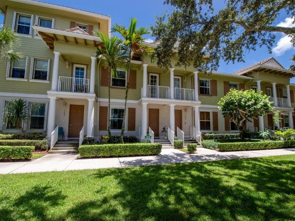 1484 W Frederick Small Road, Jupiter, FL 33458