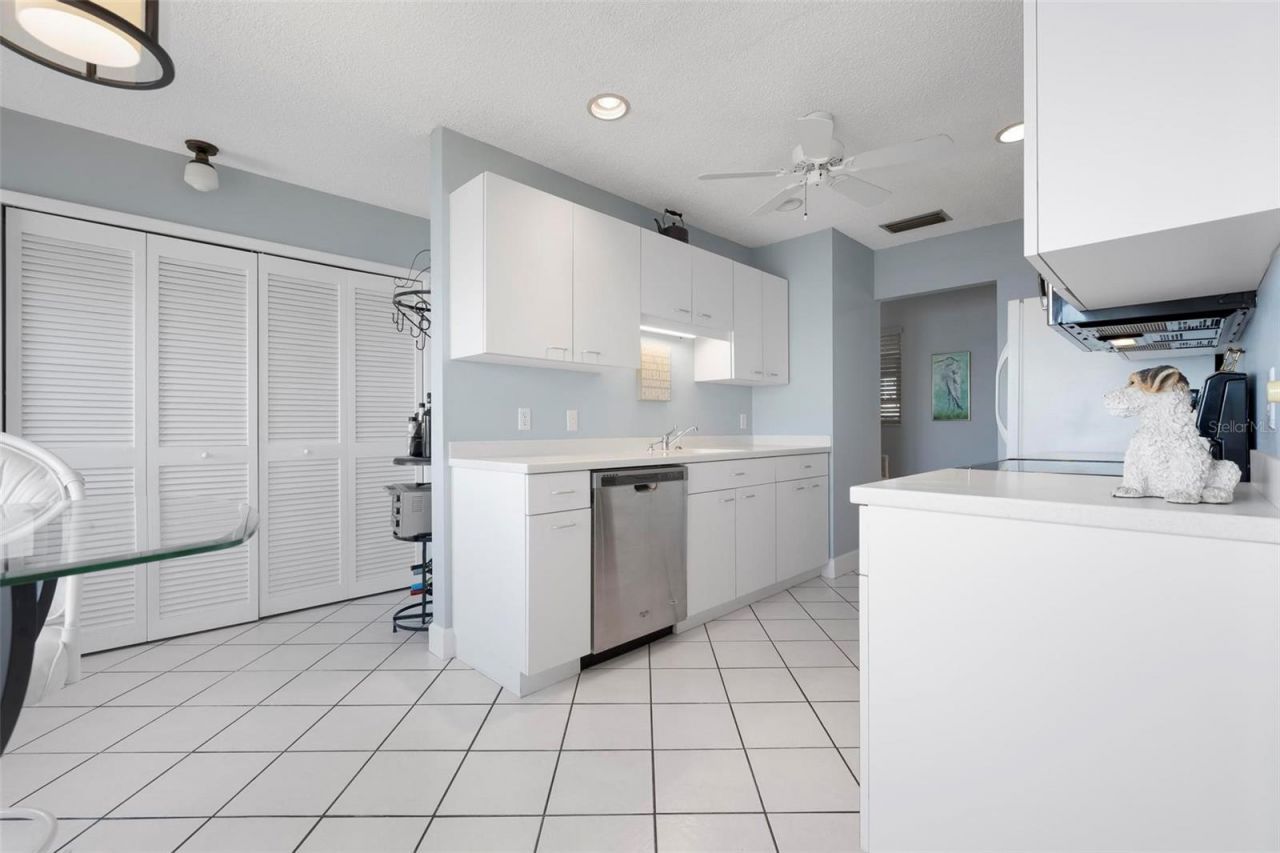 3859 Catalina Drive, Bradenton, FL 34210 Photo