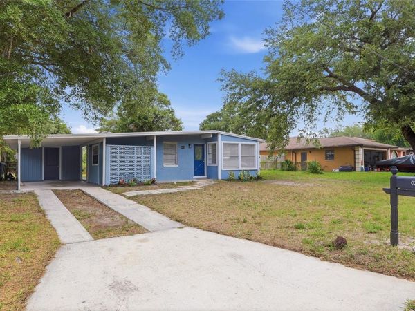 8210 FIR DRIVE, TAMPA, FL 33619