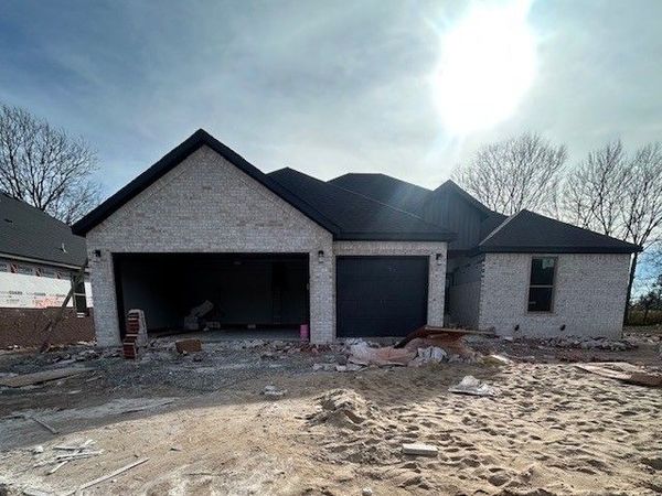 808 W Kelley Ann Street, Siloam Springs, AR 72761