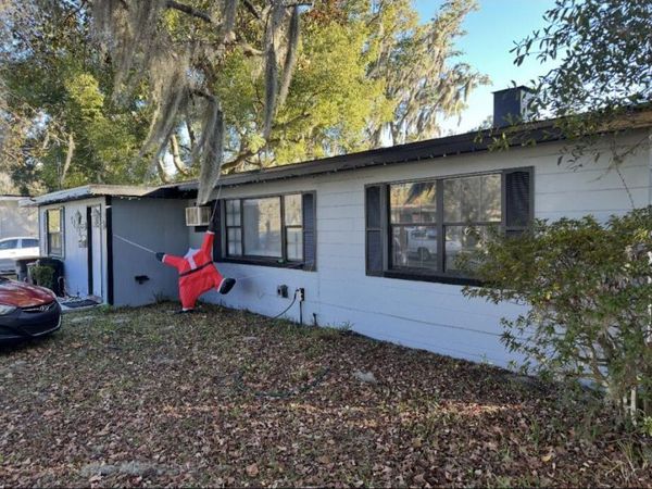 6730 SANS SOUCI Road, Jacksonville, FL 32216