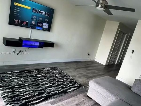 7904 West Dr, Unit 315, North Bay Village, FL 33141