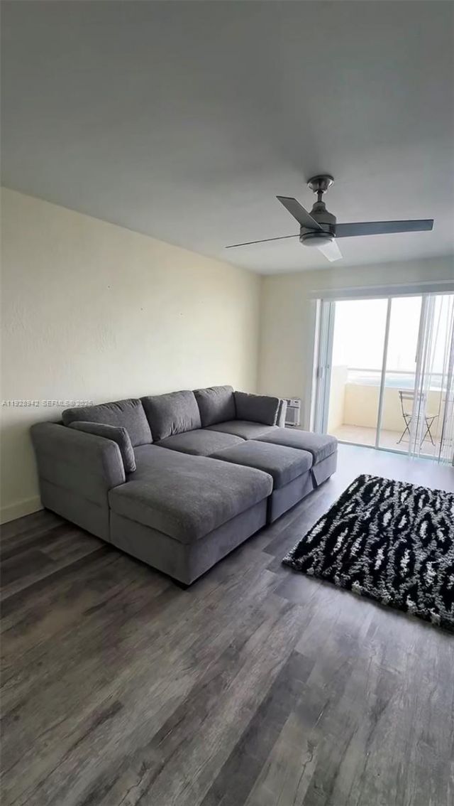 7904 West Dr, Unit 315, North Bay Village, FL 33141 Photo
