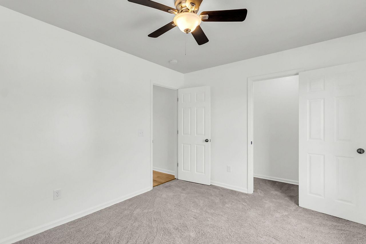 3033 Kinswood Lane Photo 25