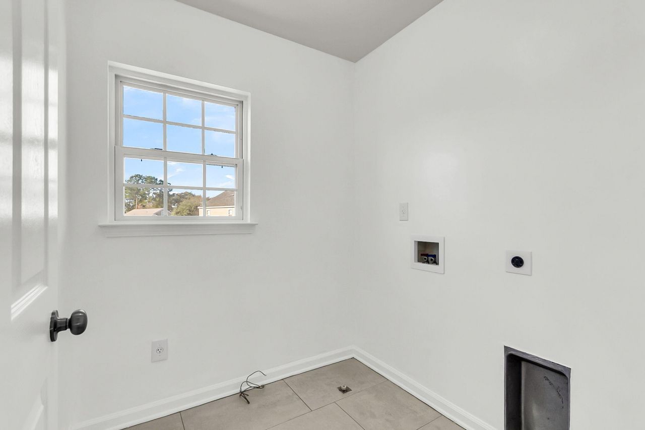 3033 Kinswood Lane Photo 43