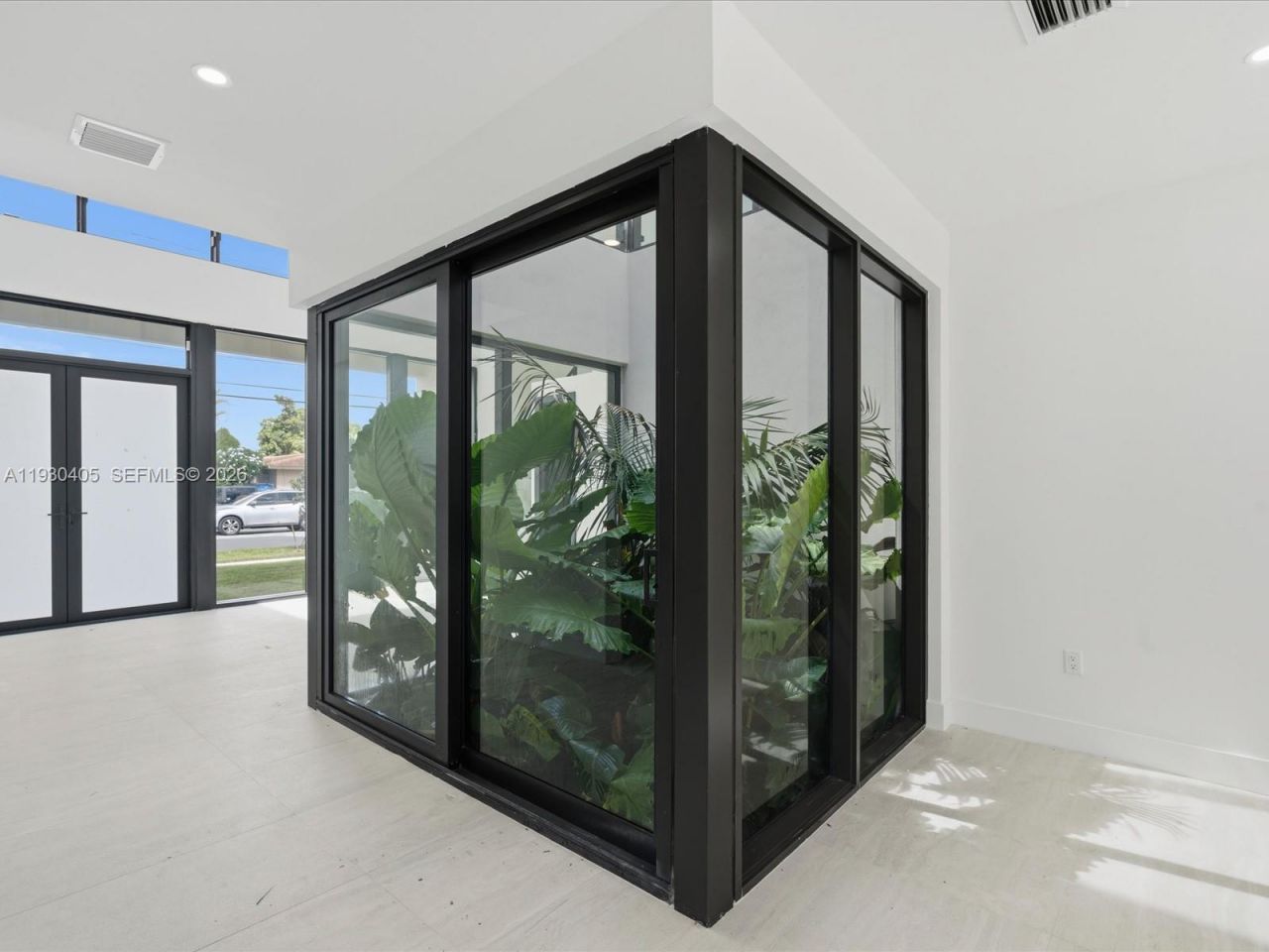 2484 SW 18th St, Miami, FL 33145 Photo