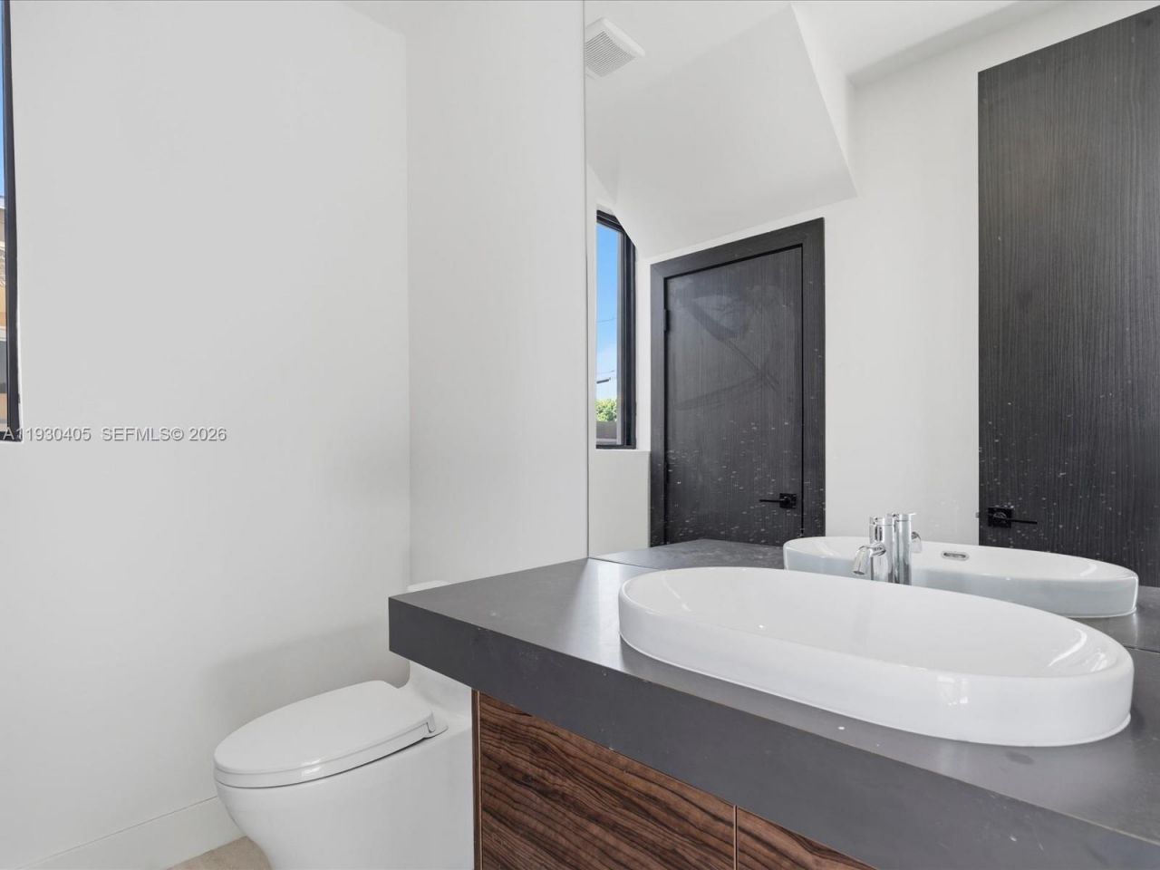 2484 SW 18th St, Miami, FL 33145 Photo