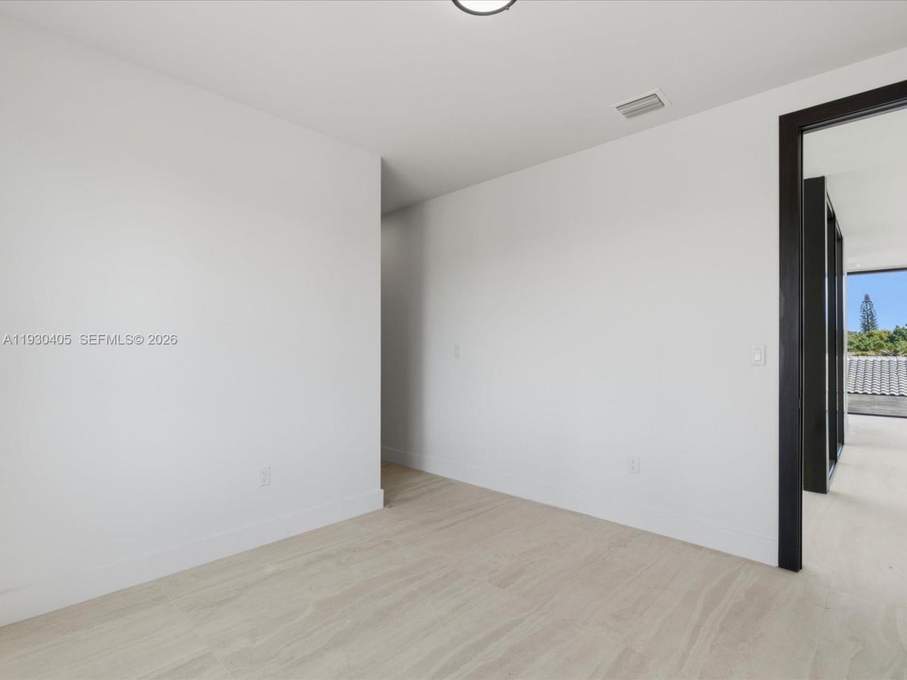 2484 SW 18th St, Miami, FL 33145 Photo