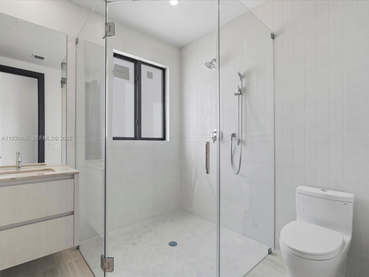 2484 SW 18th St, Miami, FL 33145 Photo