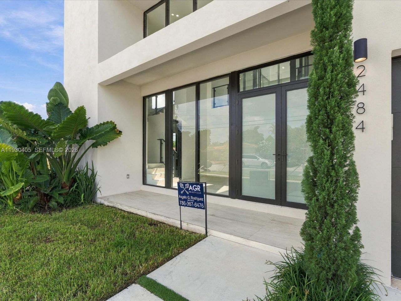 2484 SW 18th St, Miami, FL 33145 Photo