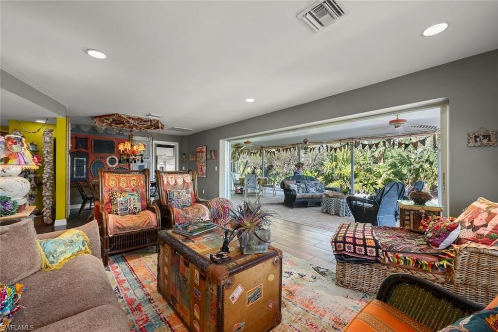 6076 Castaways Ln, Sanibel, FL 33957 Photo