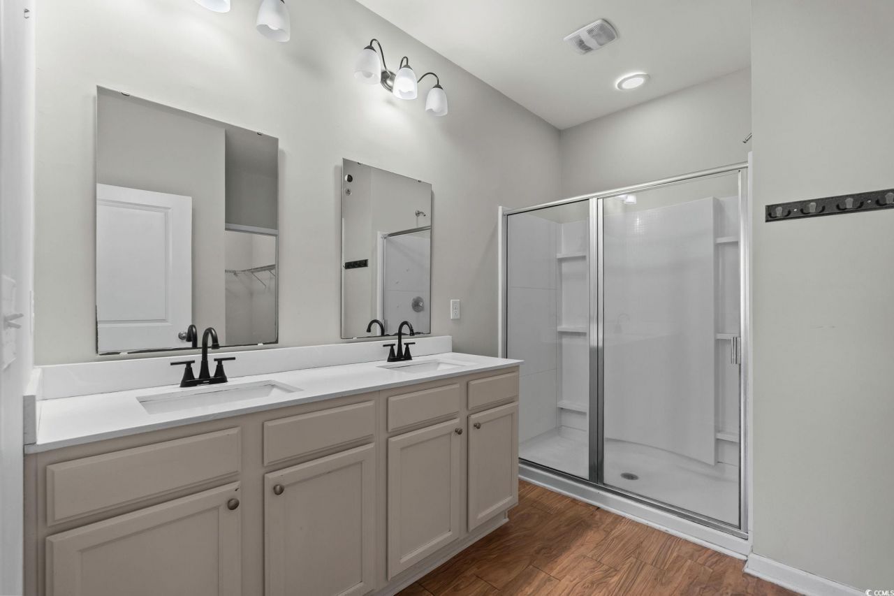 1362 Midtown Village Dr. Photo 16