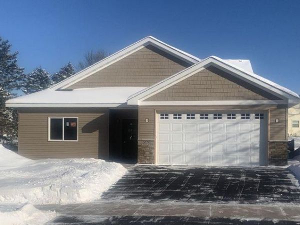 2075 Langston Lane NE, Saint Michael, MN 55376