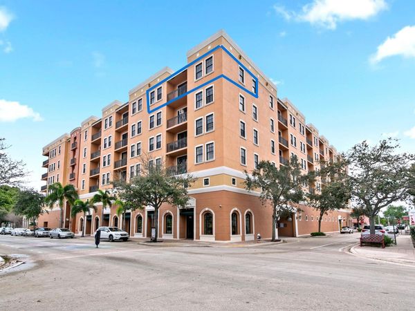 511 Lucerne Avenue, Unit 607, Lake Worth Beach, FL 33460