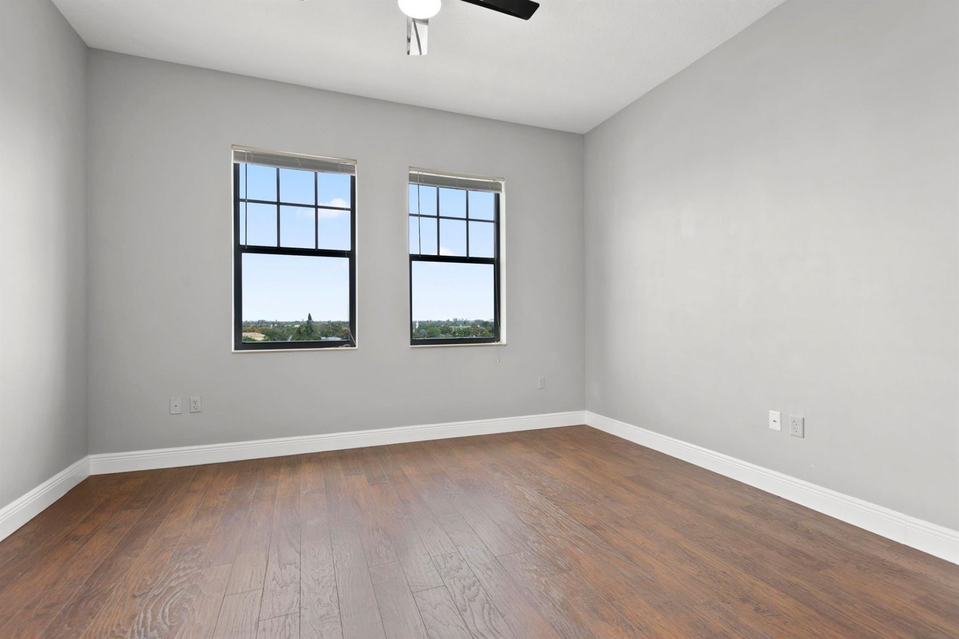 511 Lucerne Avenue, Unit 607, Lake Worth Beach, FL 33460 Photo