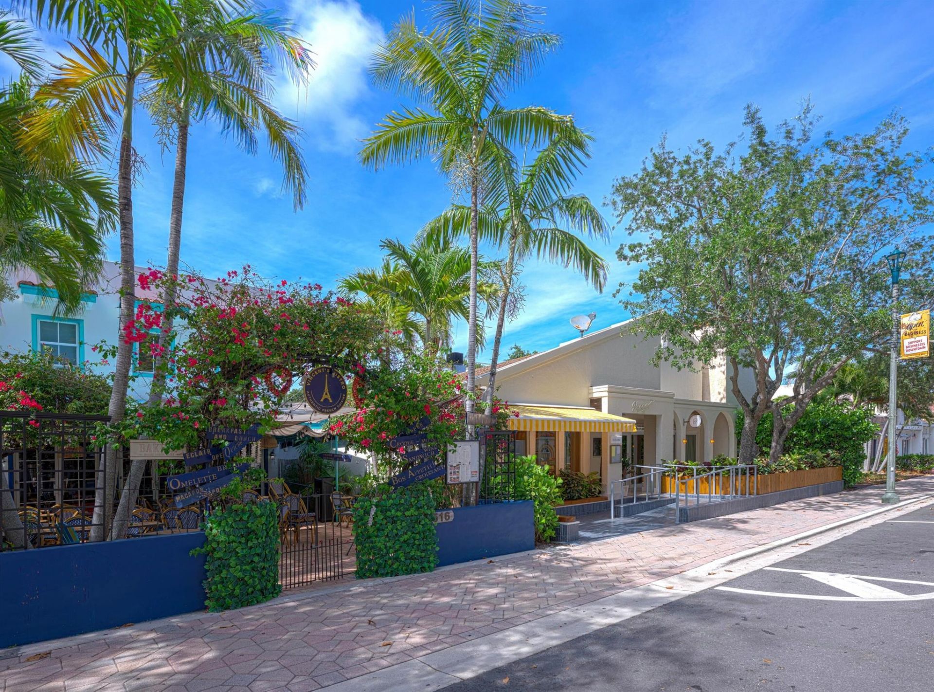 511 Lucerne Avenue, Unit 607, Lake Worth Beach, FL 33460 Photo