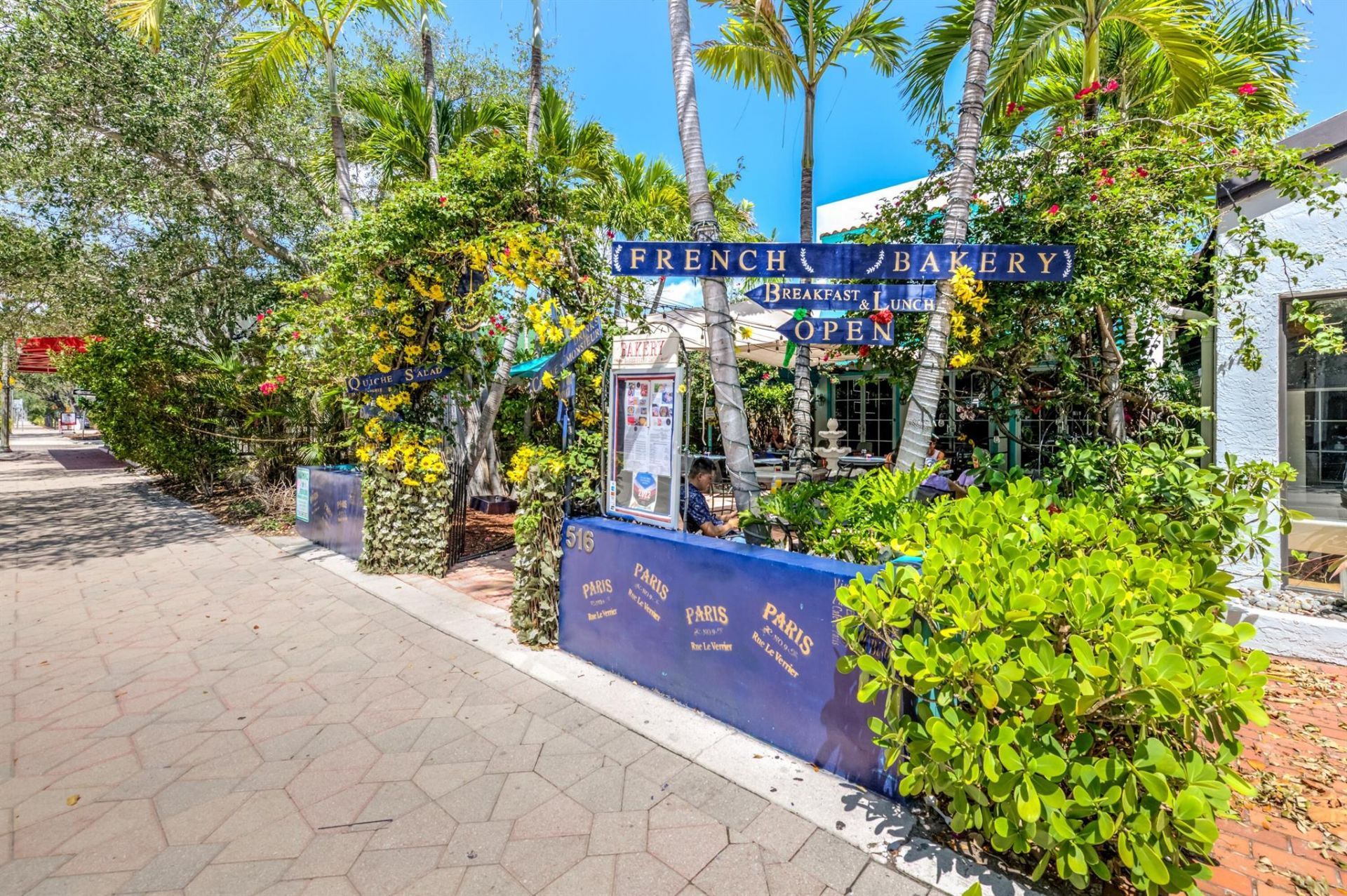 511 Lucerne Avenue, Unit 607, Lake Worth Beach, FL 33460 Photo