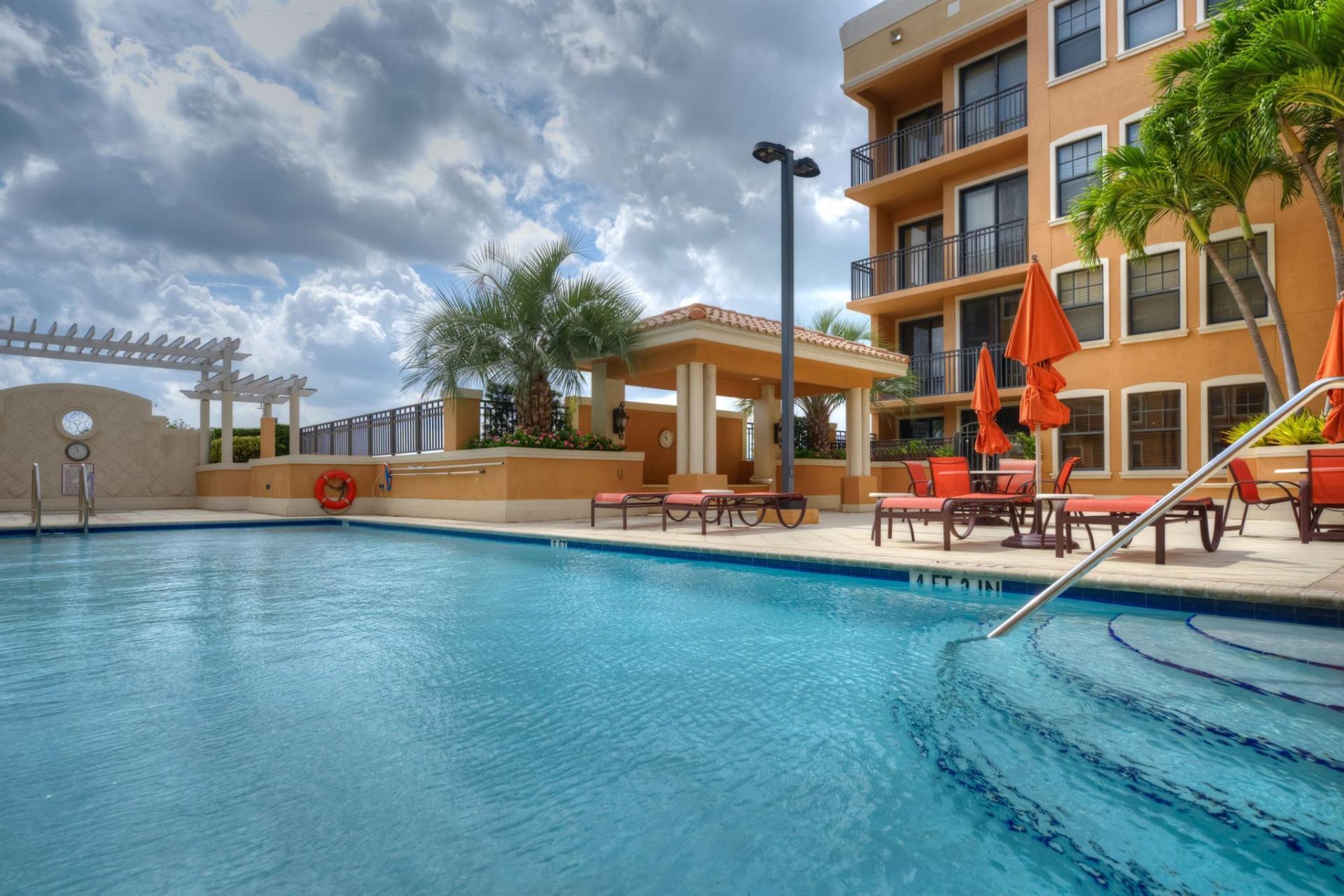 511 Lucerne Avenue, Unit 607, Lake Worth Beach, FL 33460 Photo