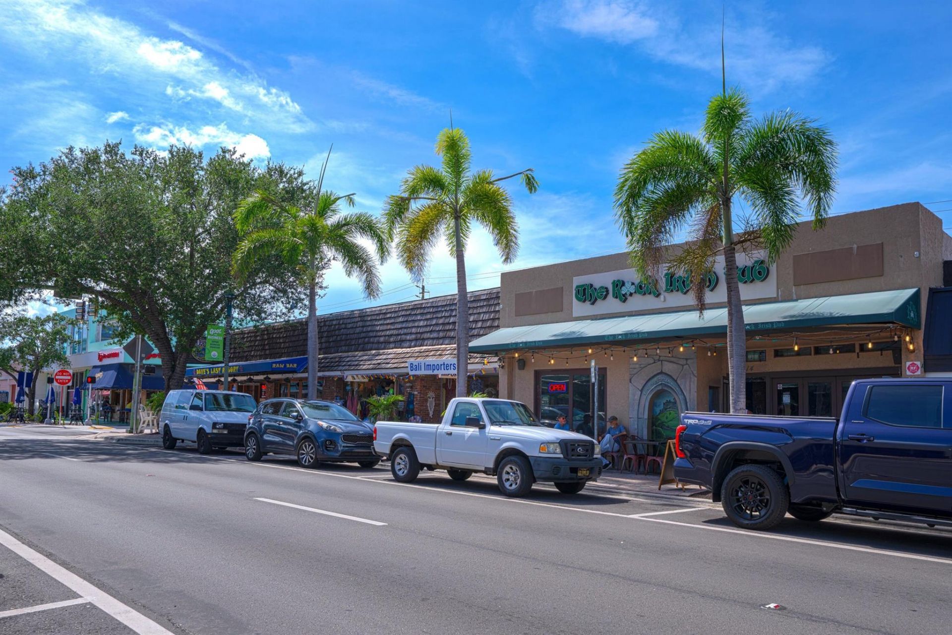 511 Lucerne Avenue, Unit 607, Lake Worth Beach, FL 33460 Photo