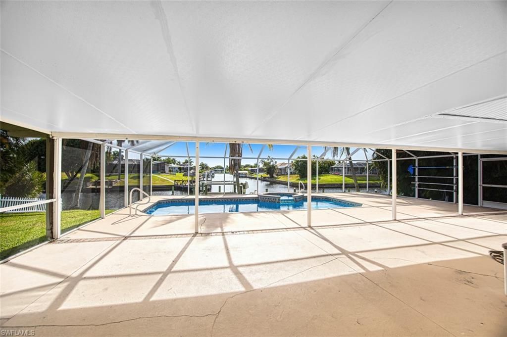 1712 SE 28th St, Cape Coral, FL 33904 Photo