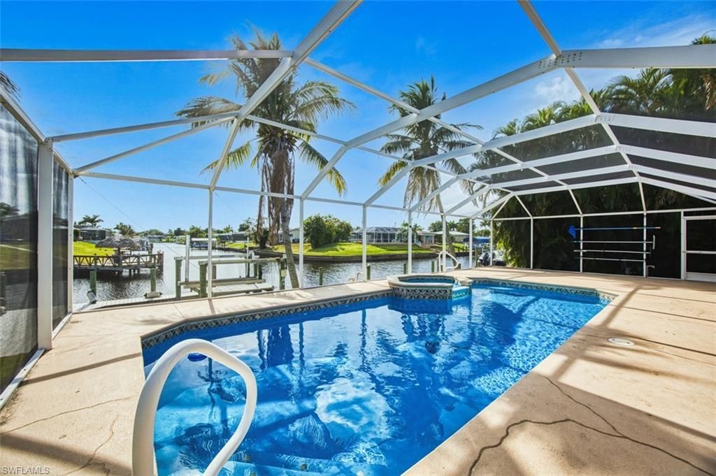 1712 SE 28th St, Cape Coral, FL 33904 Photo