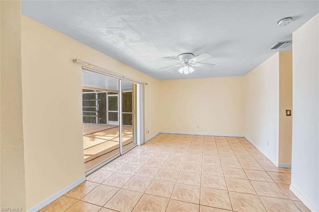 1712 SE 28th St, Cape Coral, FL 33904 Photo