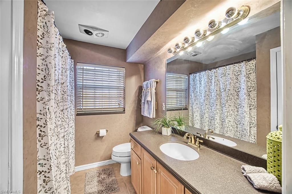 1712 SE 28th St, Cape Coral, FL 33904 Photo