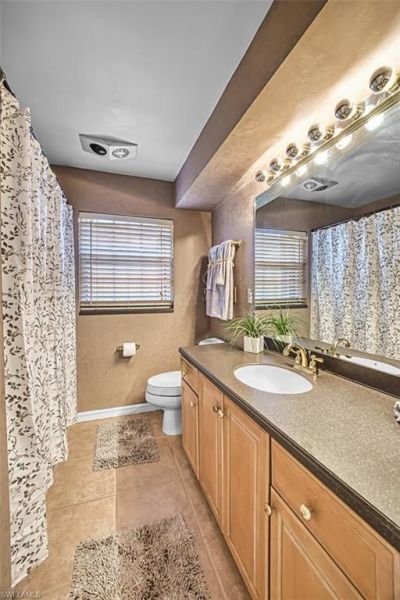 1712 SE 28th St, Cape Coral, FL 33904 Photo