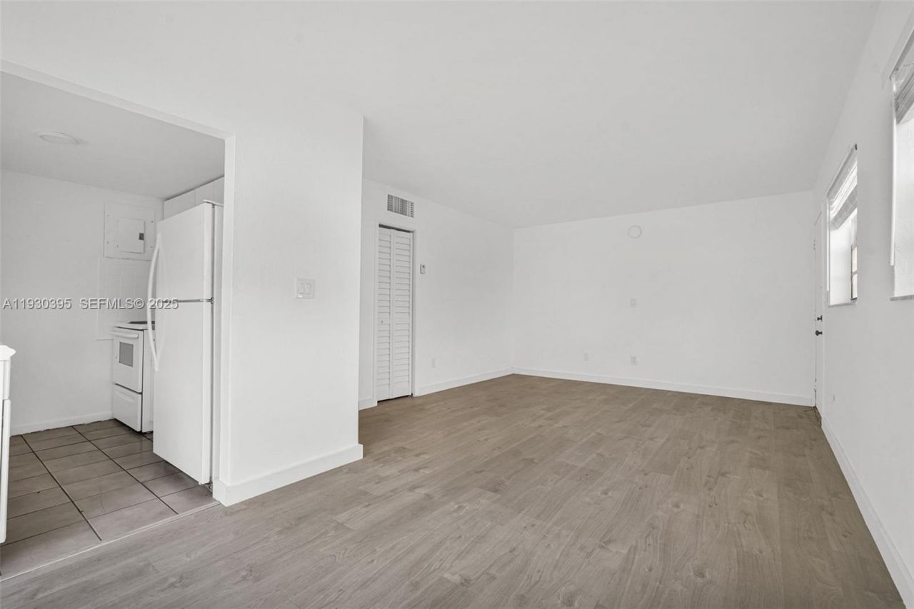 8295 NE Miami Ct, Unit 3, Miami, FL 33138 Photo