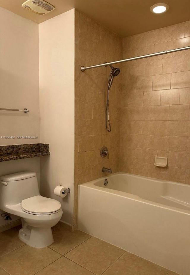 3001 NE 185th St, Unit 418, Aventura, FL 33180 Photo